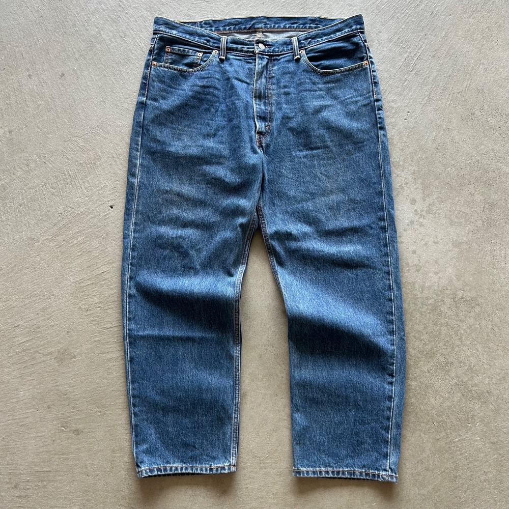 Levis 550 Jeans Size 40x30 Blue Medium‎ Wash Denim Relaxed Fit Straight Leg